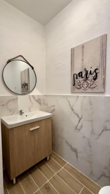 Charmant 3 Pieces Idealement Situe Ментона Экстерьер фото
